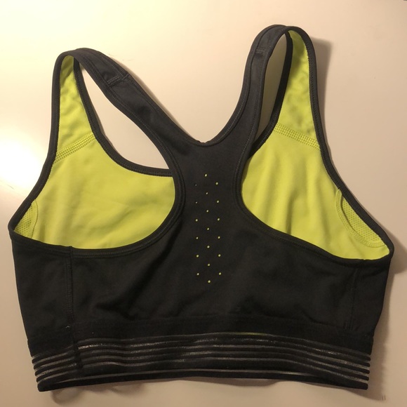Nike sports bra black and yellow size medium - Picture 2 of 3